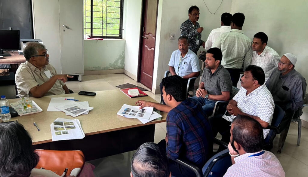 Environment Minister Sequeira urged the units to address the problems identified.