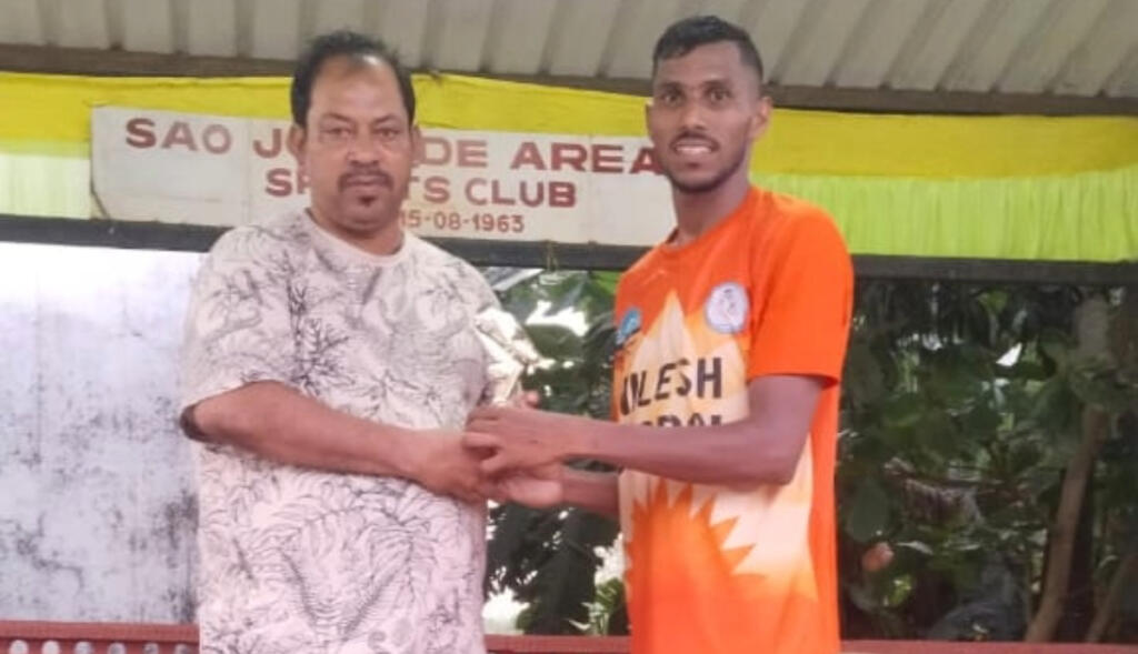 Cyril Dias was MoM for taking his team into the quarters of the Areal Panchayat Cup