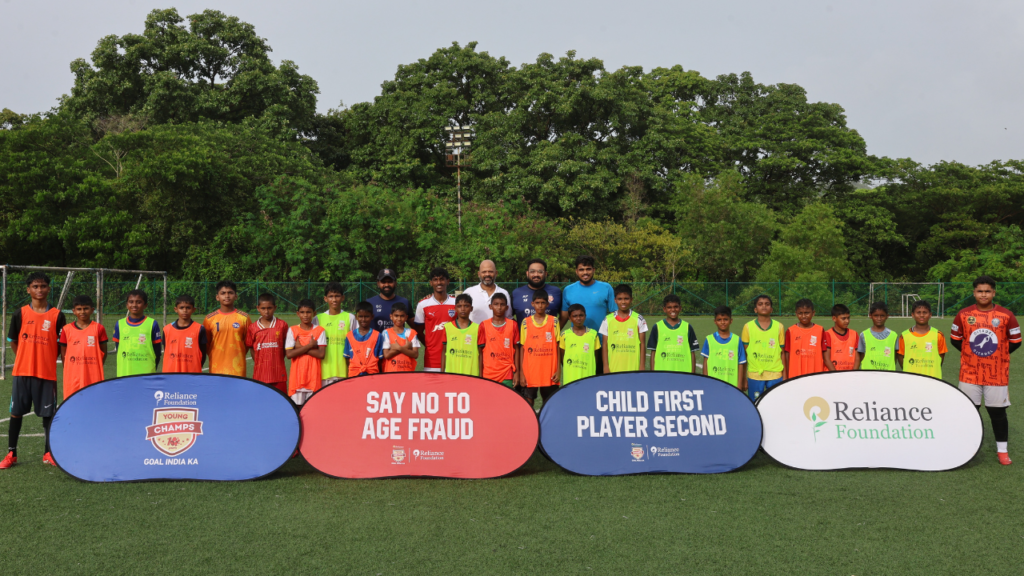 Aspiring players and RYFC staff at the end of training. 