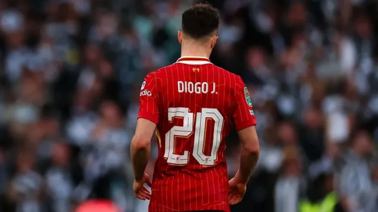 Liverpool and Portugal Star Diogo Jota, 28, Dies in Tragic Car Crash in Spain