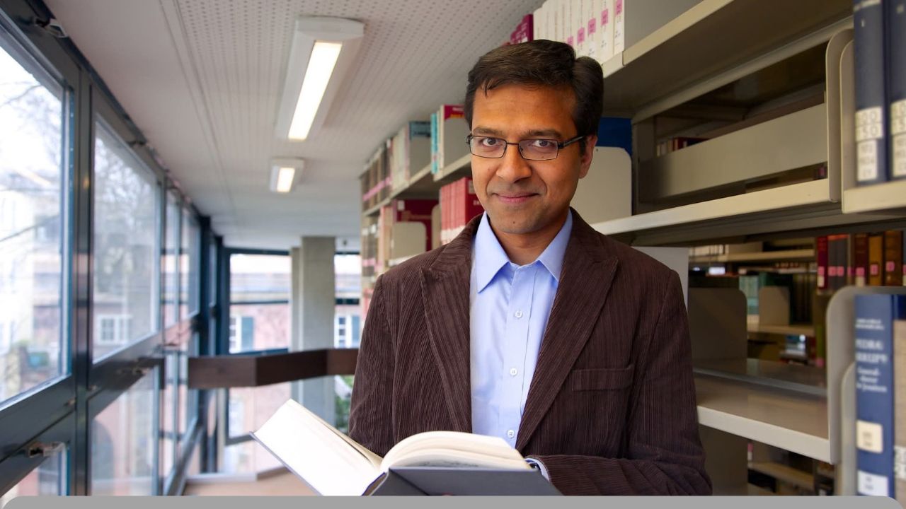 Goan Jesuit Fr Richard D’Souza Appointed Director of Vatican Observatory