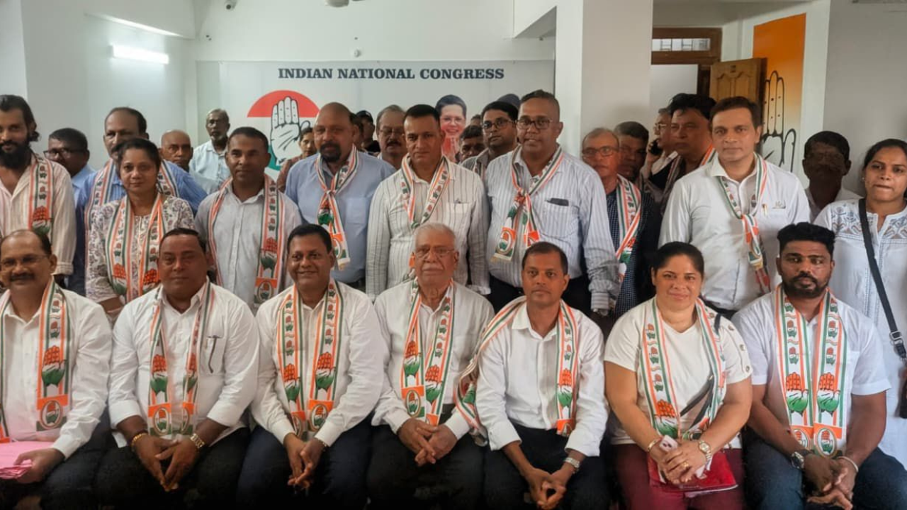 Former Benaulim AAP Leaders Join Congress, Back ‘People’s Politics’ in Goa