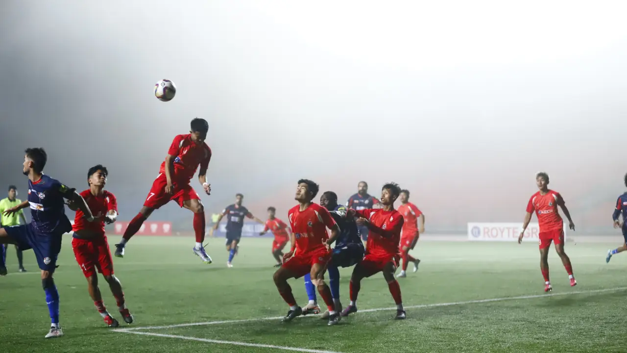 Diamond Harbour FC beat Aizawl FC 2-0, go top