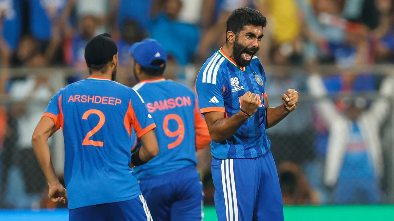 India Beat England in T20 World Cup Semi, Enter Final