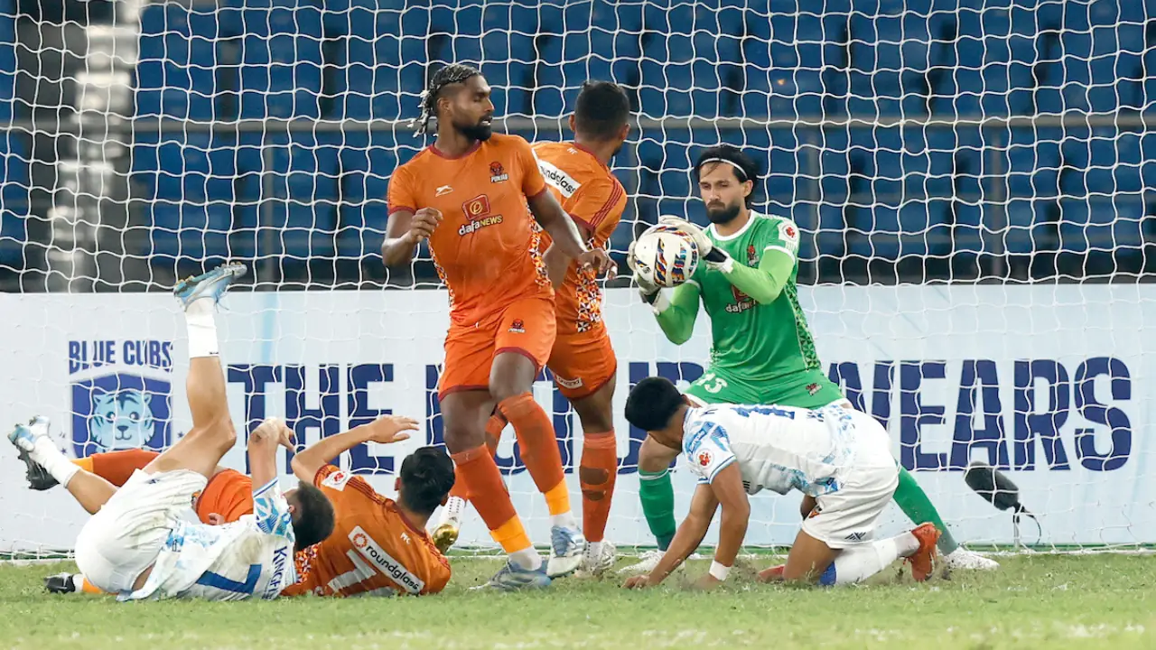 FC Goa Held to 1-1 Draw by 10-Man Punjab FC
