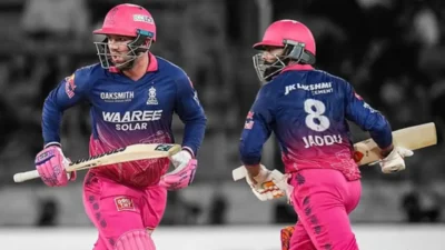 Kishan’s 91 powers SRH to 216/6 against RR