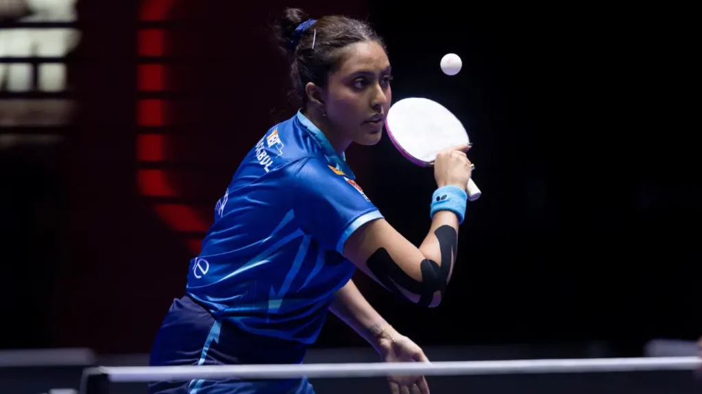 Ayhika Mukherjee of HVR Kolkata ThunderBlades plays a forehand return against Dempo Goa Challengers in UTT Season 7.