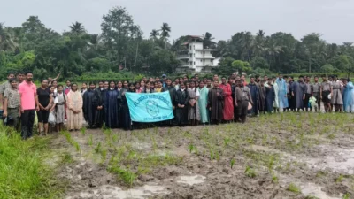 St Jude’s students plant paddy with Betalbatim farmers