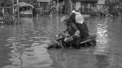 Mumbai schools, colleges shut as heavy rain disrupts city
